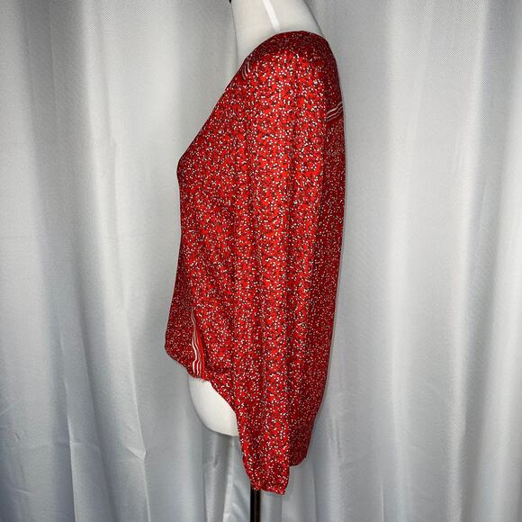 Max Edition Hi-Low Faux Wrap Top NWOT! Sz Small - Picture 2 of 7